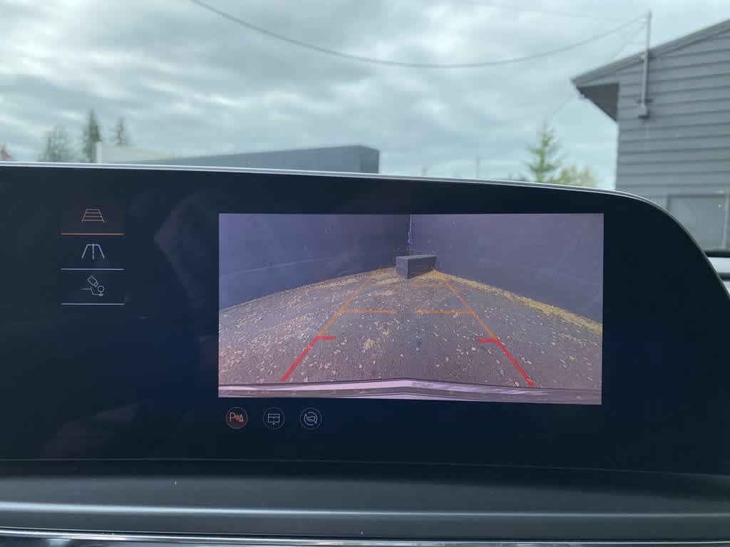 Certified 2024 Cadillac Lyriq Tech AWD/4WD image 25
