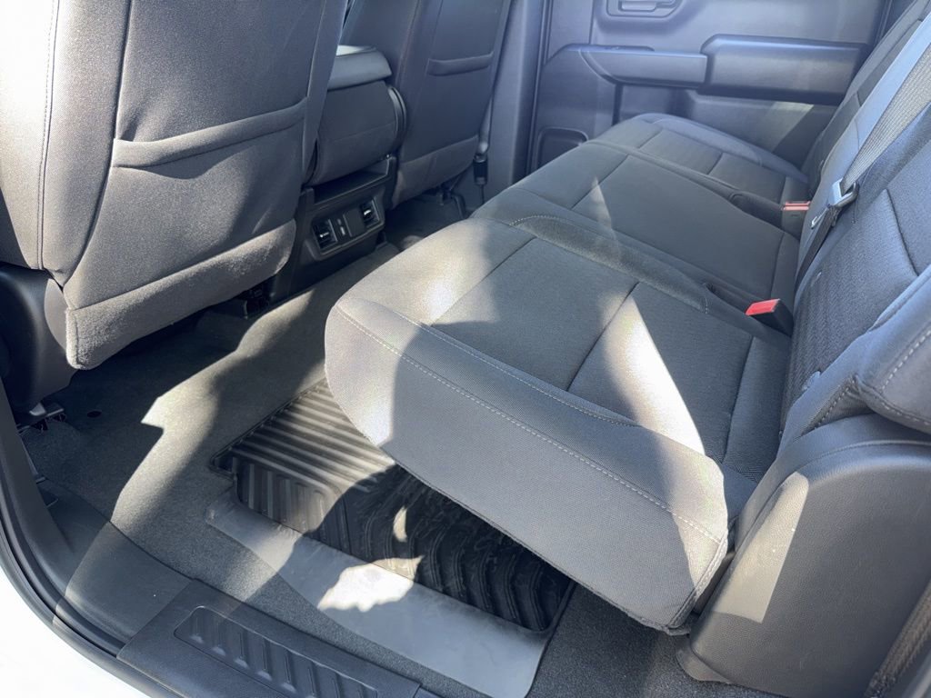 Used 2025 Chevrolet Silverado 1500 Custom Trail Boss AWD/4WD image 25