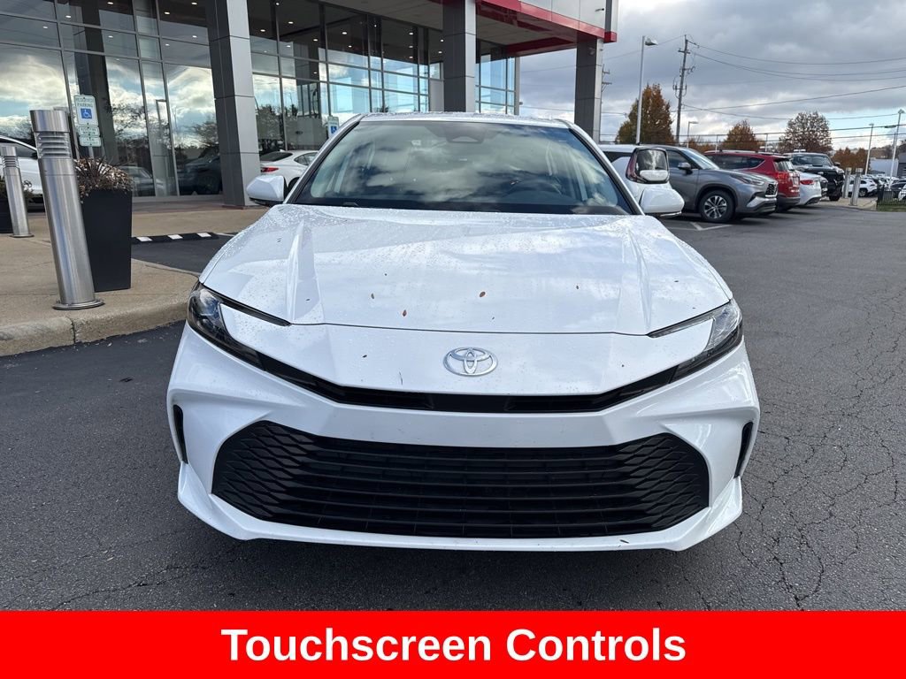Used 2025 Toyota Camry LE image 9