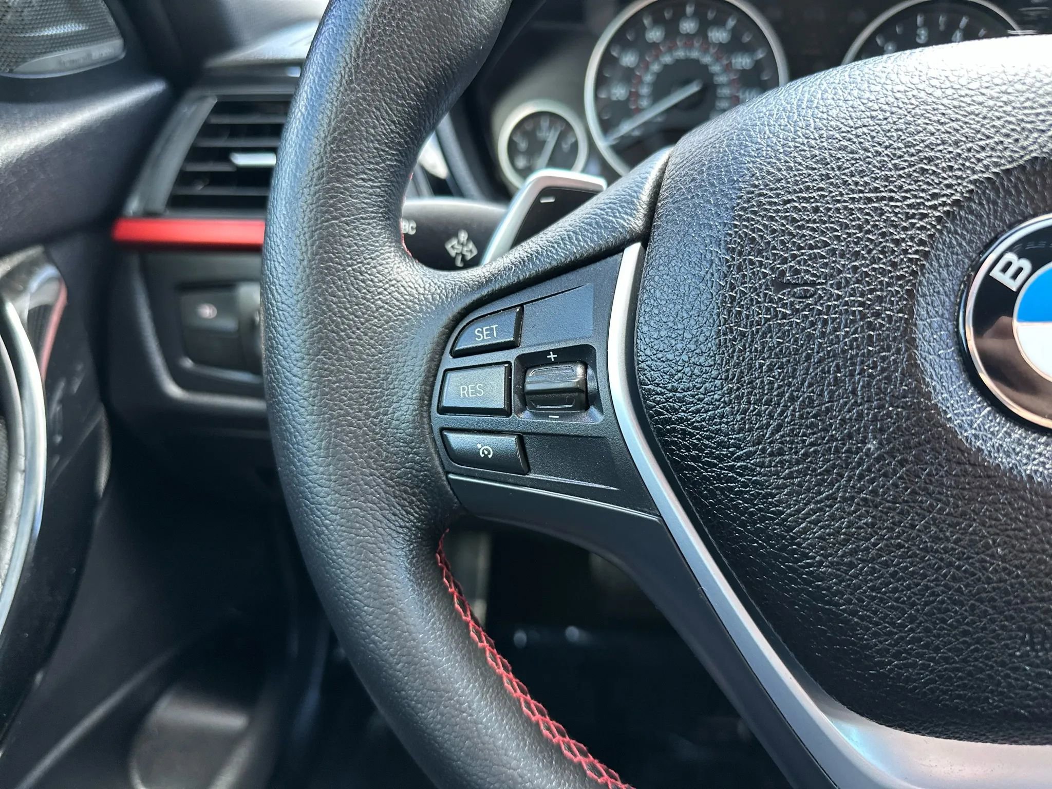 Used 2012 BMW 335i Sedan image 22