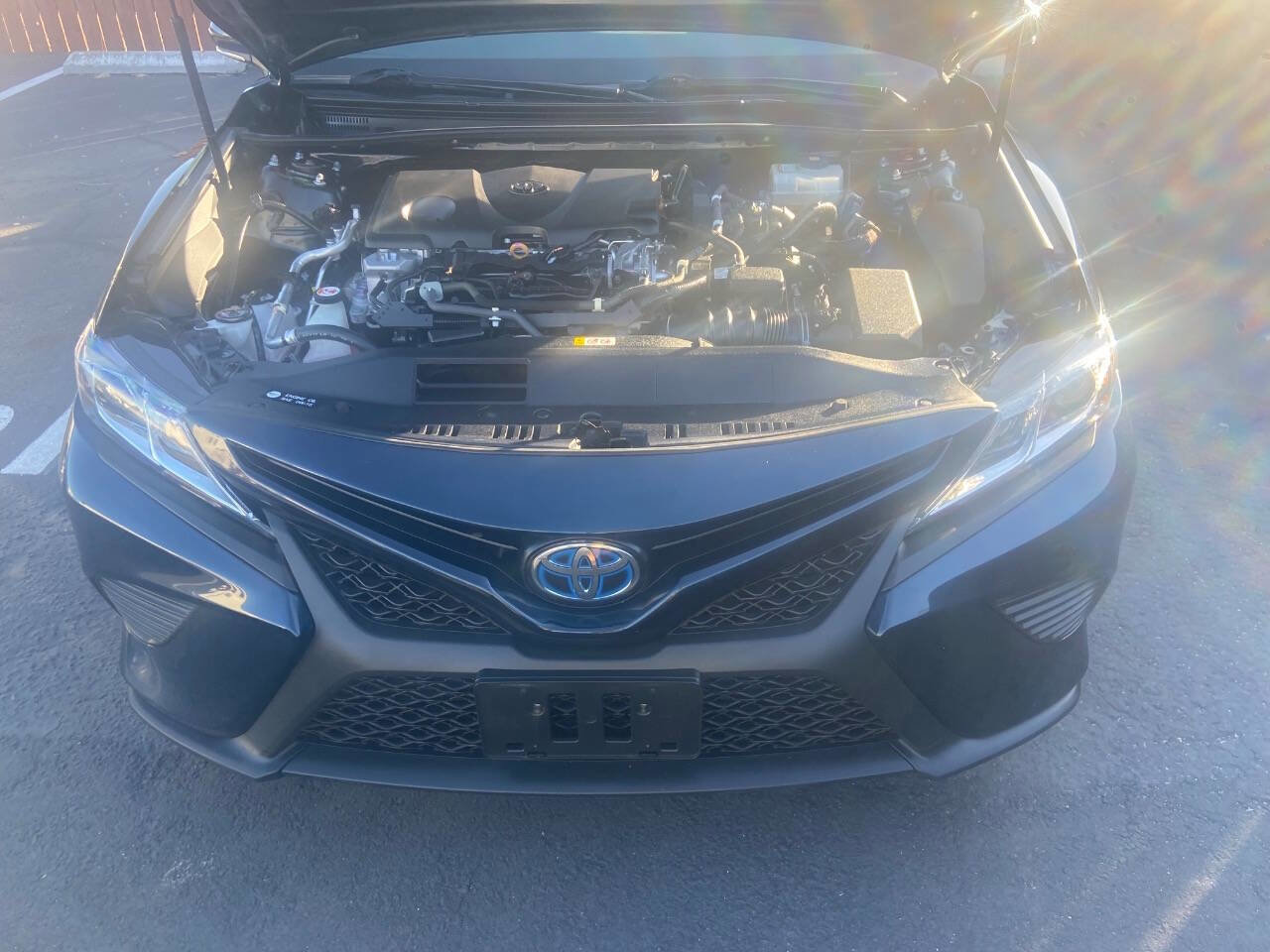 Used 2020 Toyota Camry SE image 17