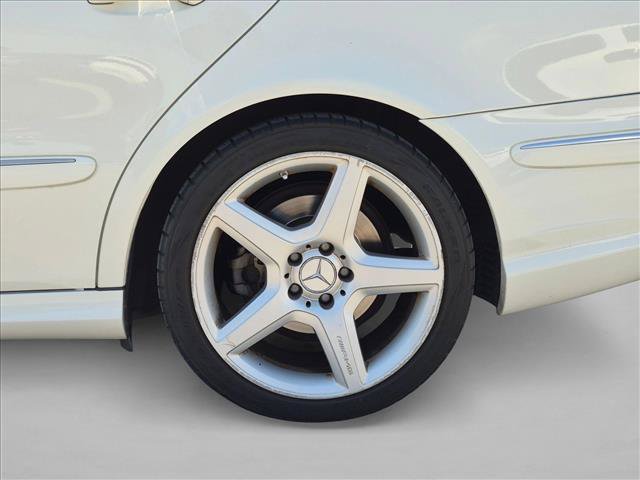 Used 2009 Mercedes-Benz E 350 Sedan image 21