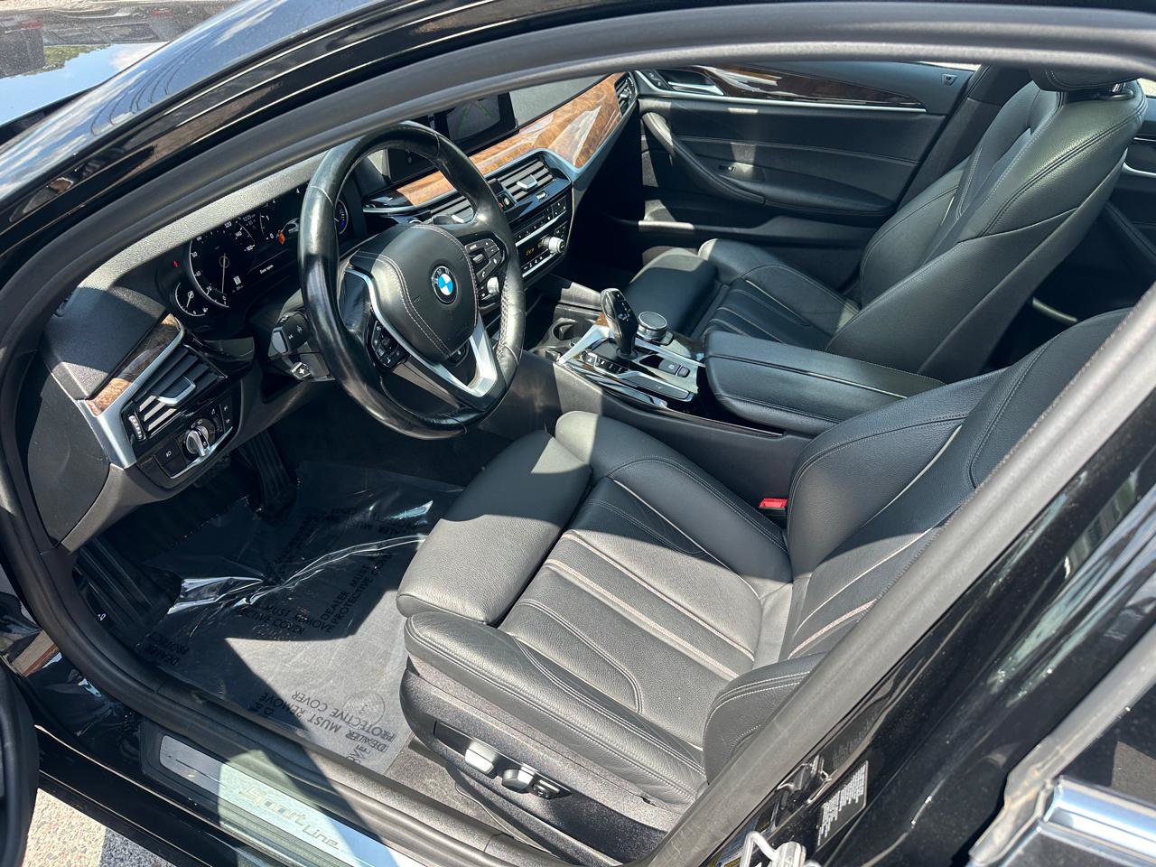 Used 2018 BMW 540i xDrive AWD/4WD image 9
