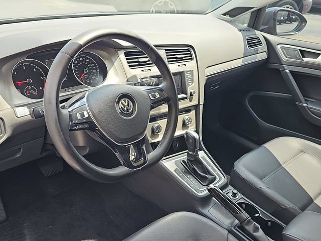 Used 2015 Volkswagen Golf TDI SE FWD image 16