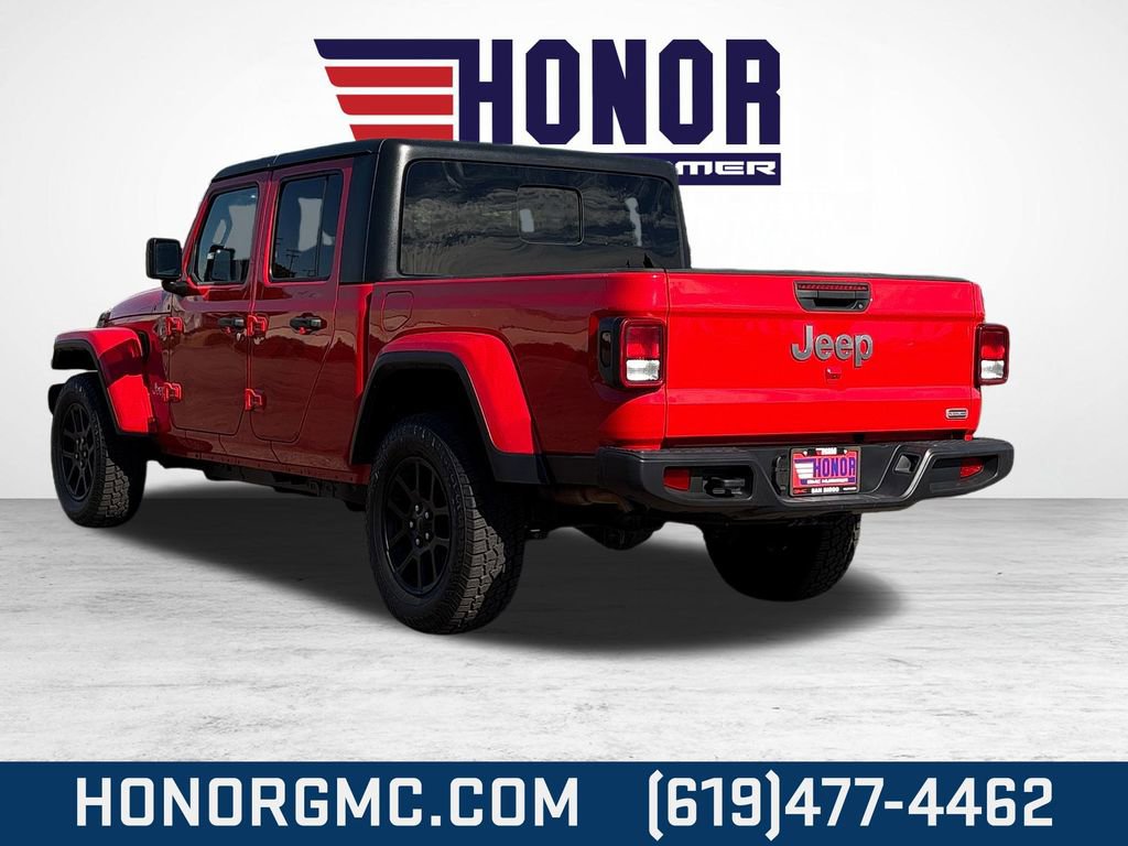 Used 2023 Jeep Gladiator Overland image 5