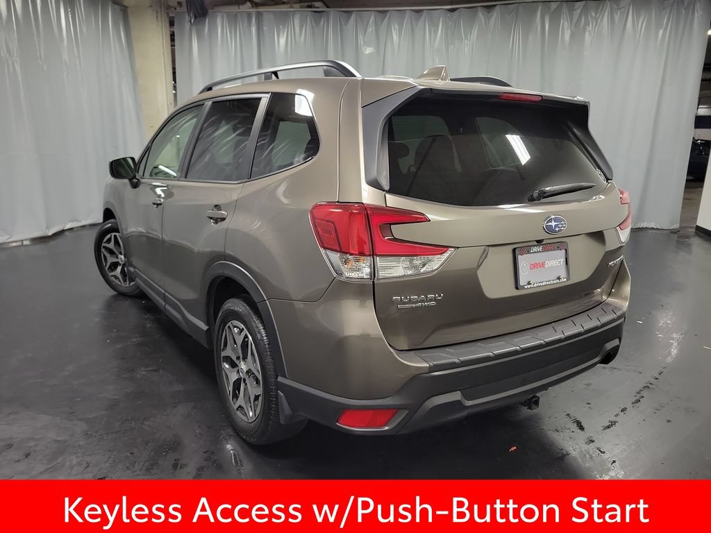 Used 2019 Subaru Forester Premium AWD/4WD image 6