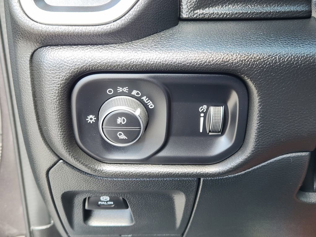 Certified 2023 RAM 1500 Big Horn image 27