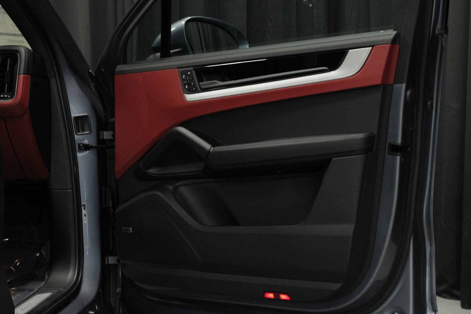 New 2026 Porsche Cayenne AWD/4WD image 16