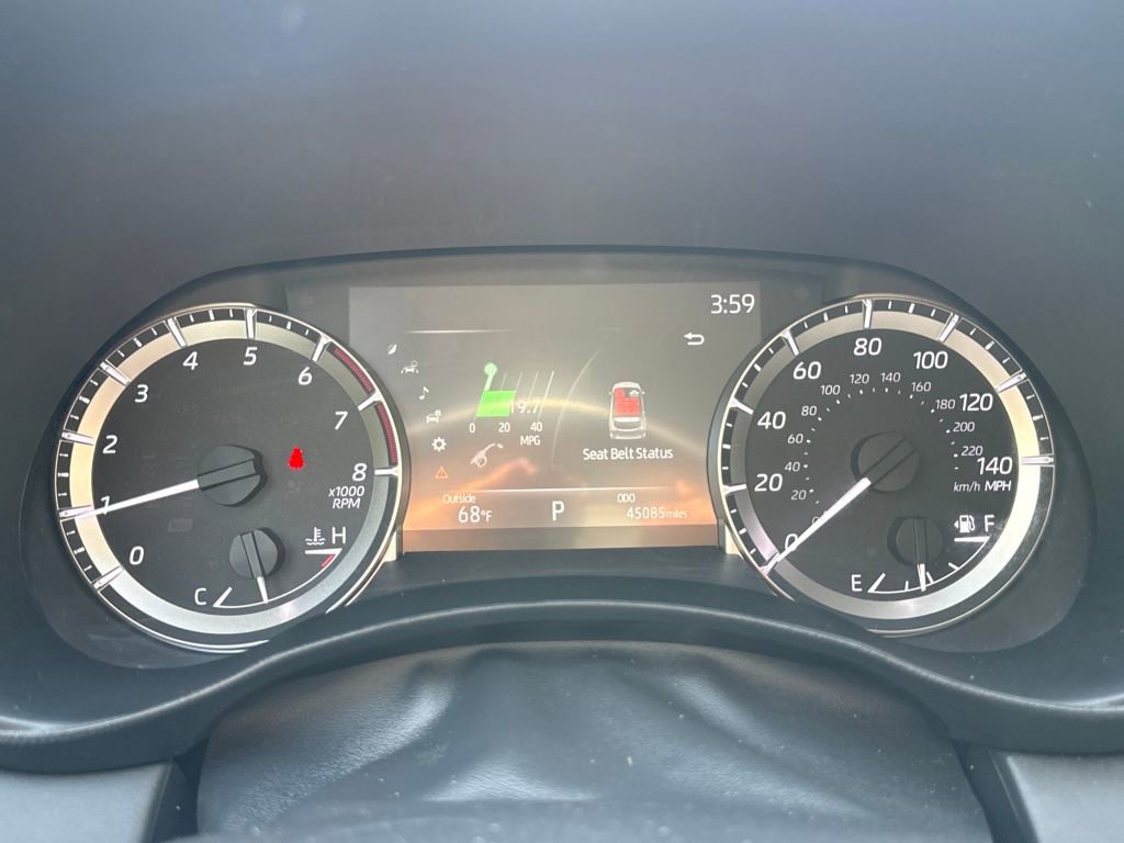 Used 2023 Toyota Highlander LE AWD/4WD image 20