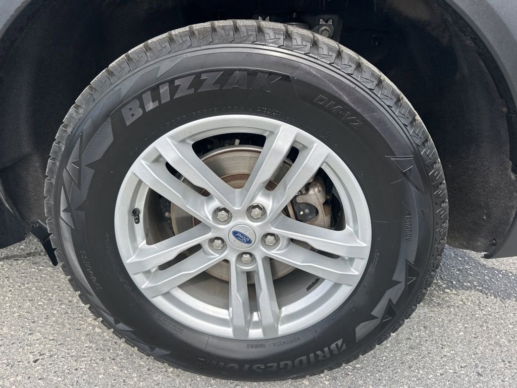 Used 2022 Ford Explorer XLT w/ Equipment Group 202A image 31