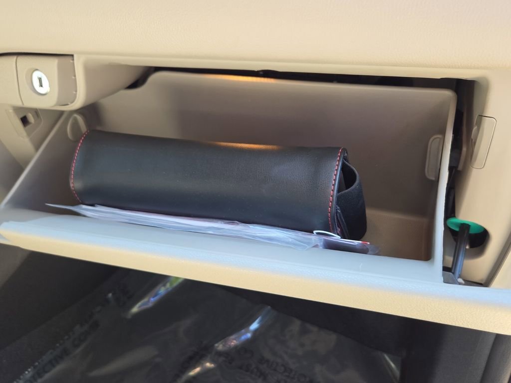 Used 2016 Kia Sorento LX w/ LX Convenience Package image 20