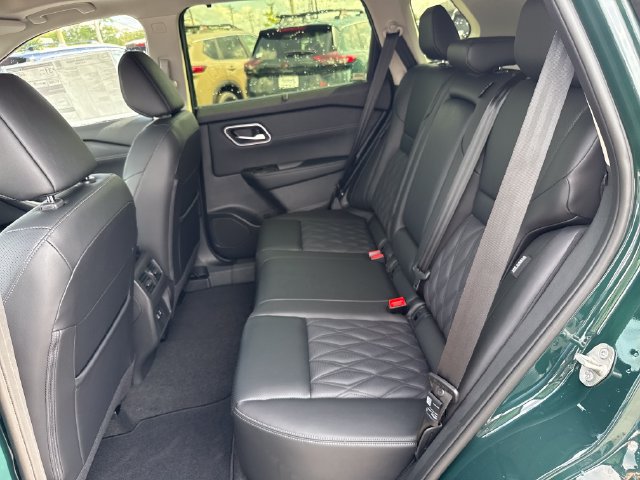 New 2026 Nissan Rogue Platinum AWD/4WD image 14