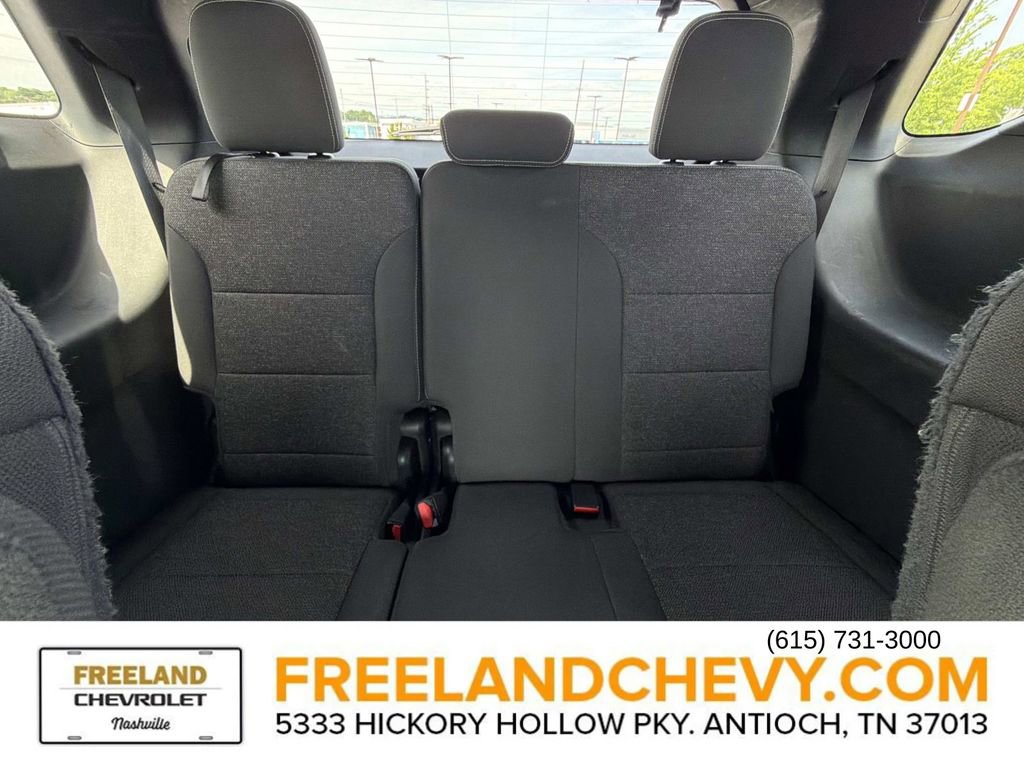 Used 2024 Chevrolet Traverse LT FWD image 19