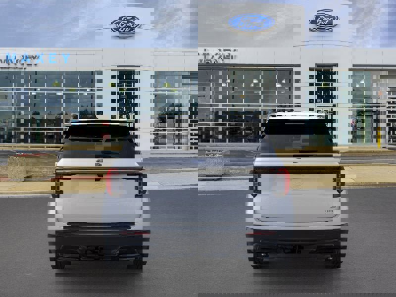 New 2026 Ford Explorer ST-Line w/ ST-Line Street Pack image 5