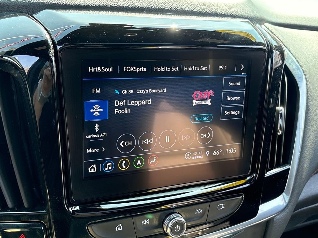 Certified 2023 Chevrolet Traverse RS w/ LPO, Floor Liner Package image 16