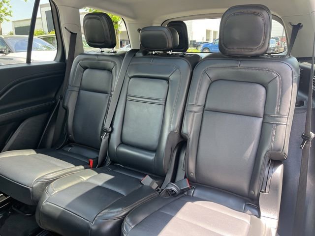 Used 2026 Lincoln Aviator Reserve AWD/4WD image 13