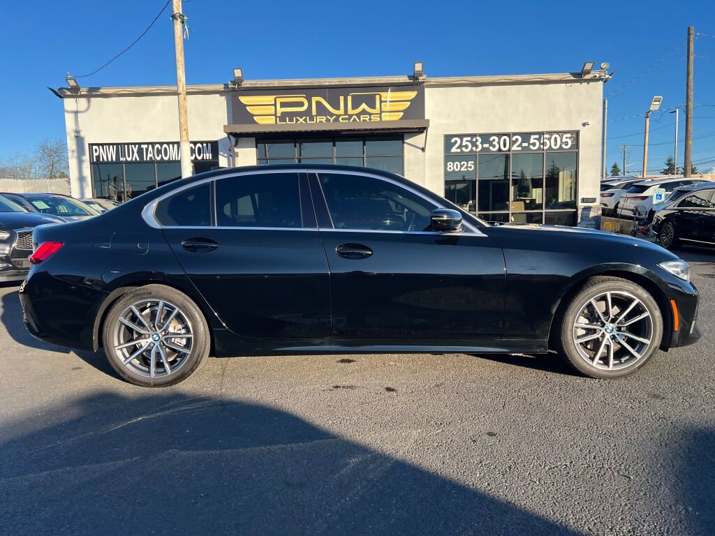 Used 2020 BMW 330i Sedan w/ Premium Package image 4