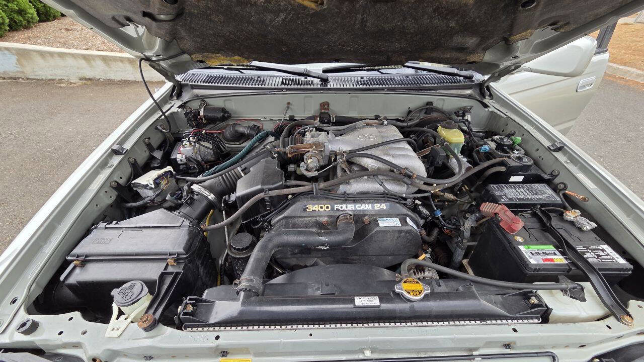 Used 1999 Toyota 4Runner SR5 image 12