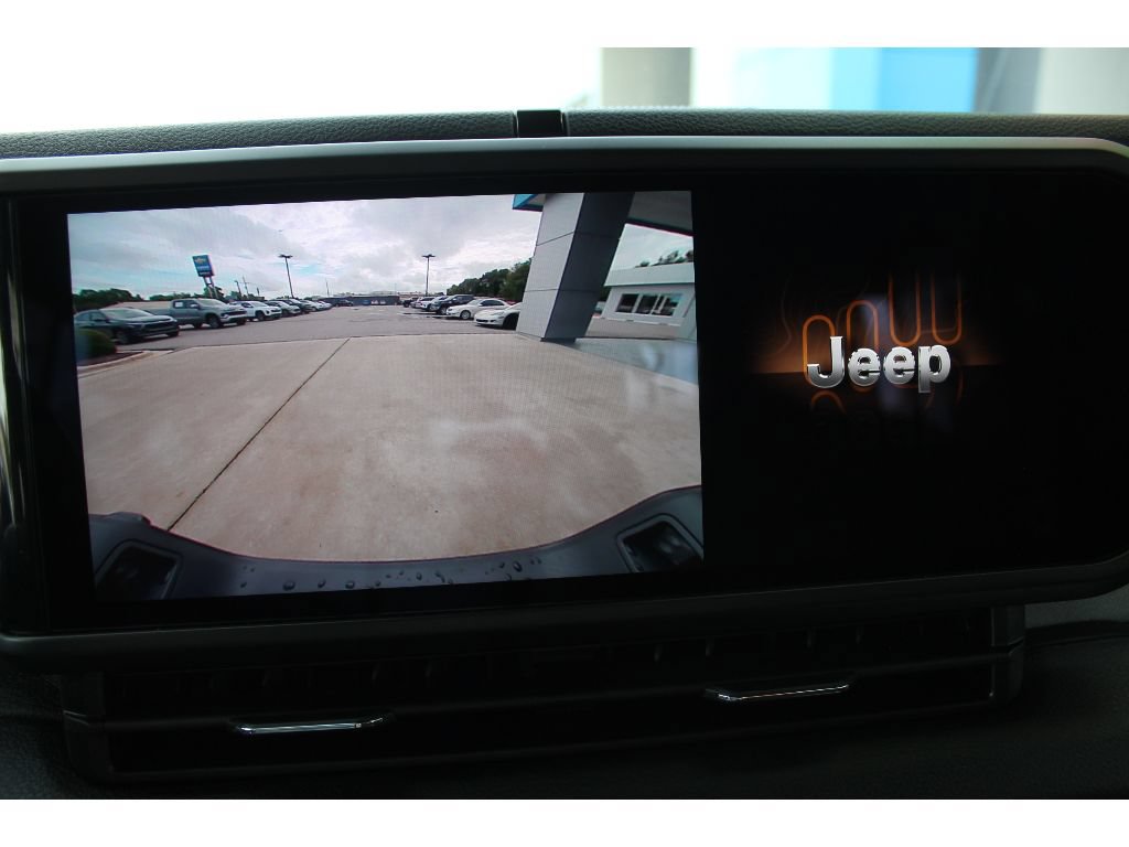 New 2026 Jeep Gladiator Sport AWD/4WD image 11
