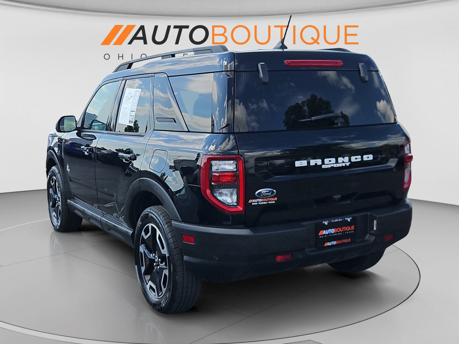 Used 2021 Ford Bronco Sport Outer Banks AWD/4WD image 3