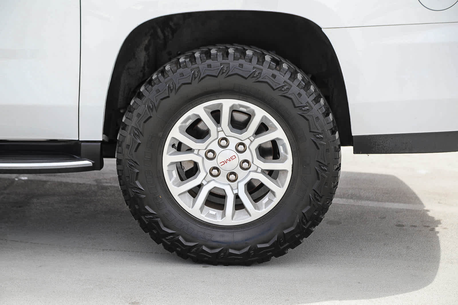 Used 2020 GMC Yukon XL SLT image 10