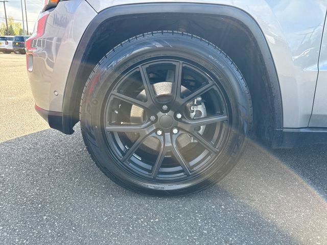 Used 2017 Jeep Grand Cherokee Trailhawk w/ Trailhawk Luxury Group image 32