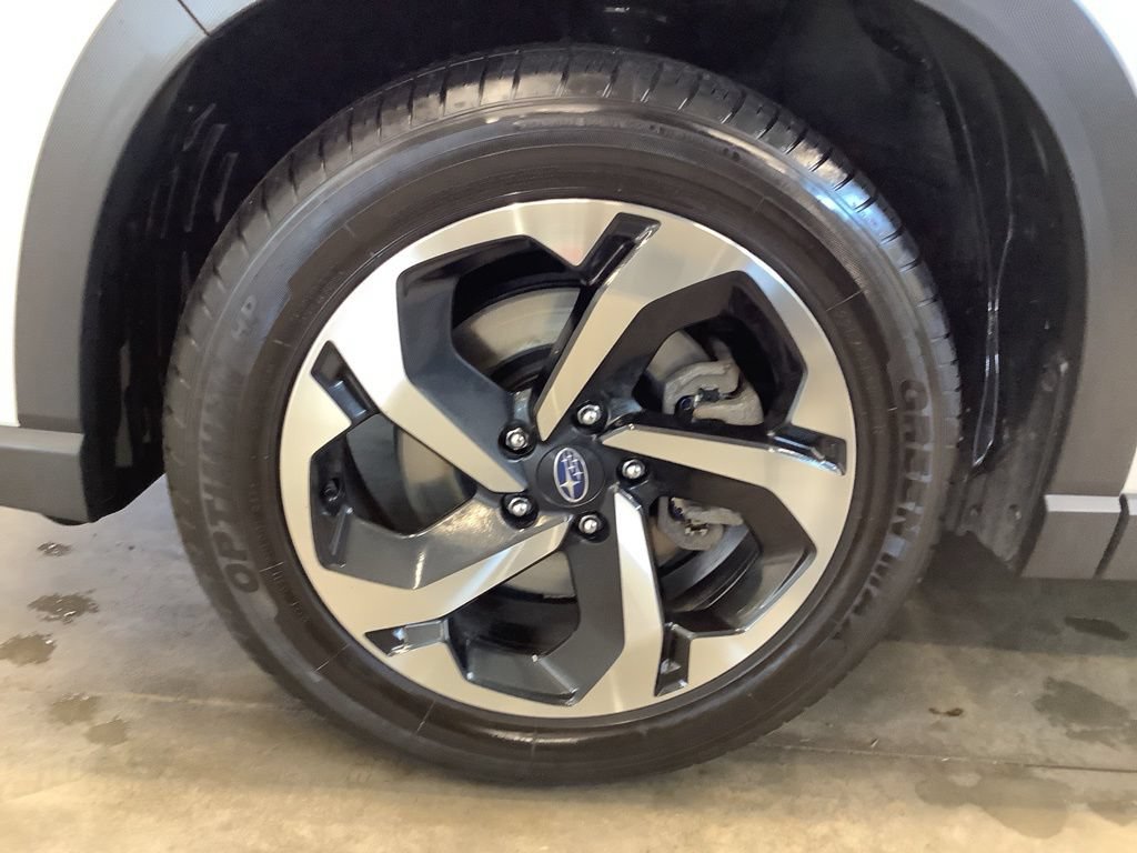 Certified 2023 Subaru Forester Touring AWD/4WD image 20