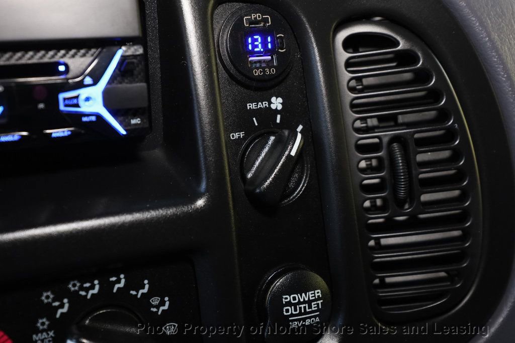 Used 1998 Dodge B1500 image 49