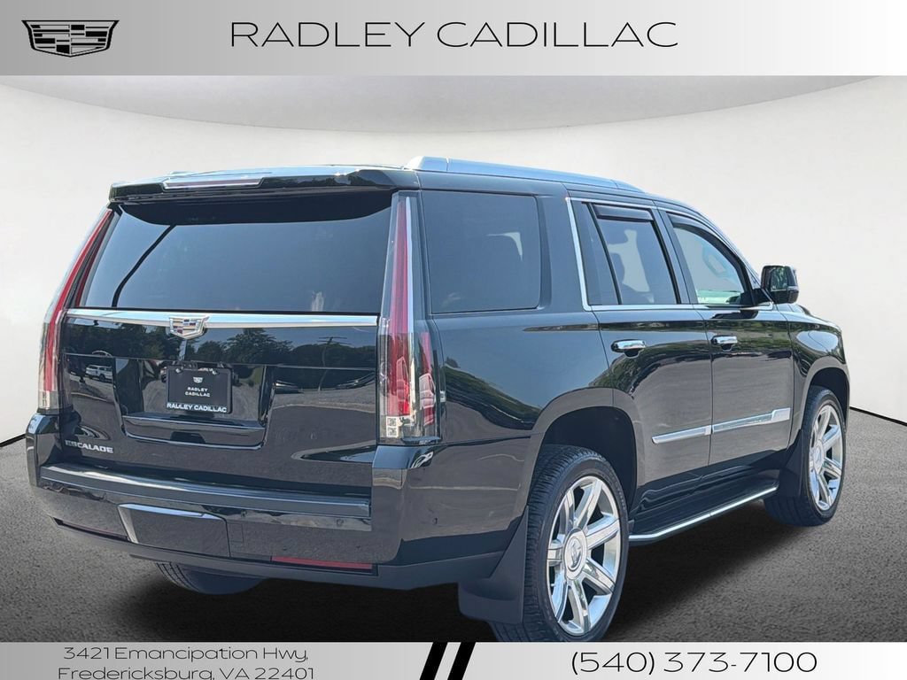 Used 2020 Cadillac Escalade Premium Luxury AWD/4WD image 19
