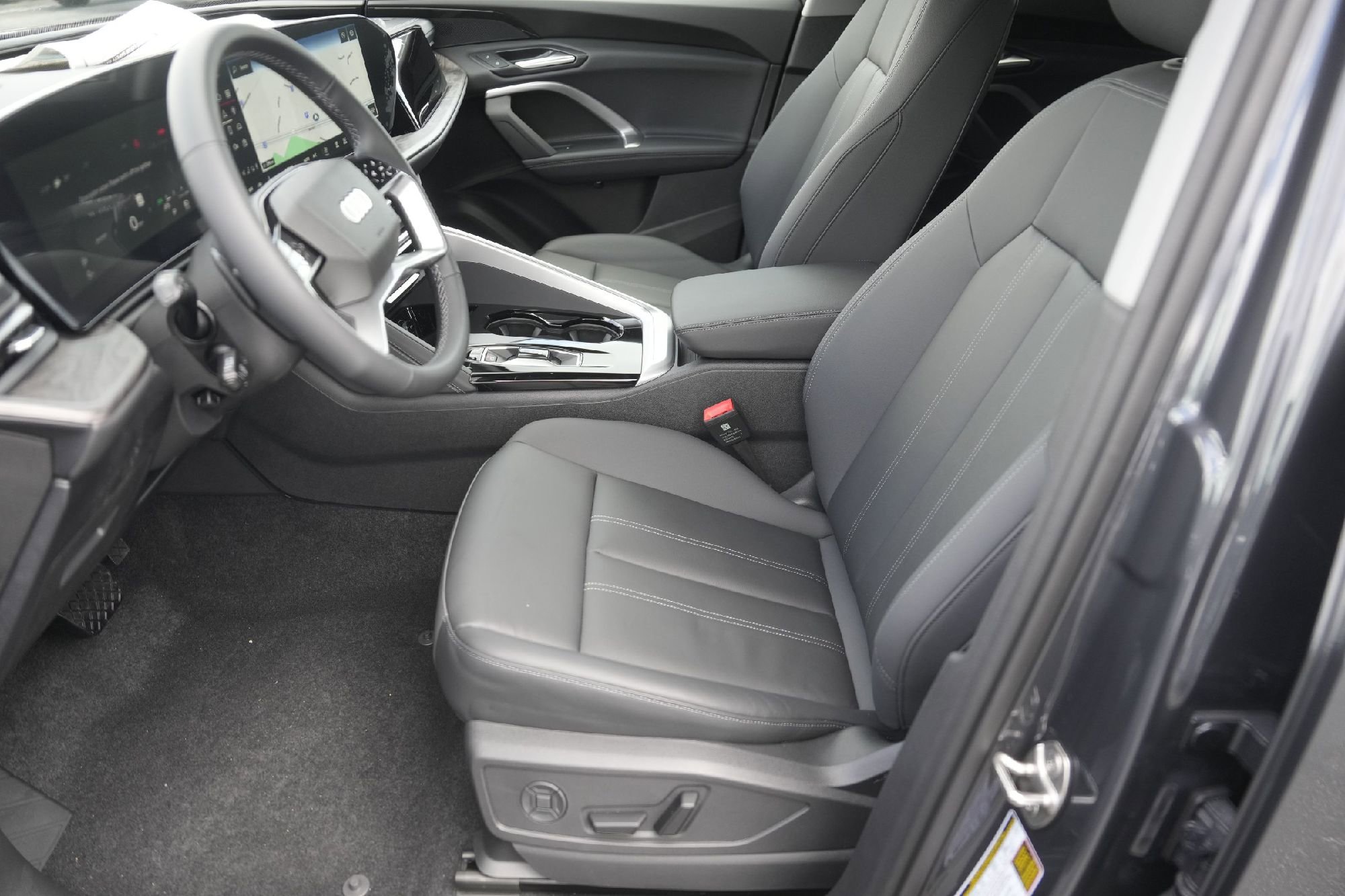 New 2025 Audi Q5 Premium image 7