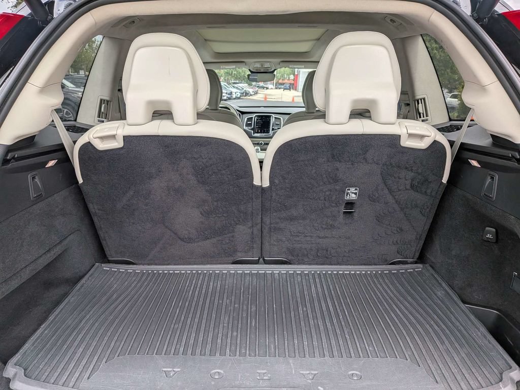 Certified 2024 Volvo XC90 B6 Ultimate w/ Lounge Package AWD/4WD image 14