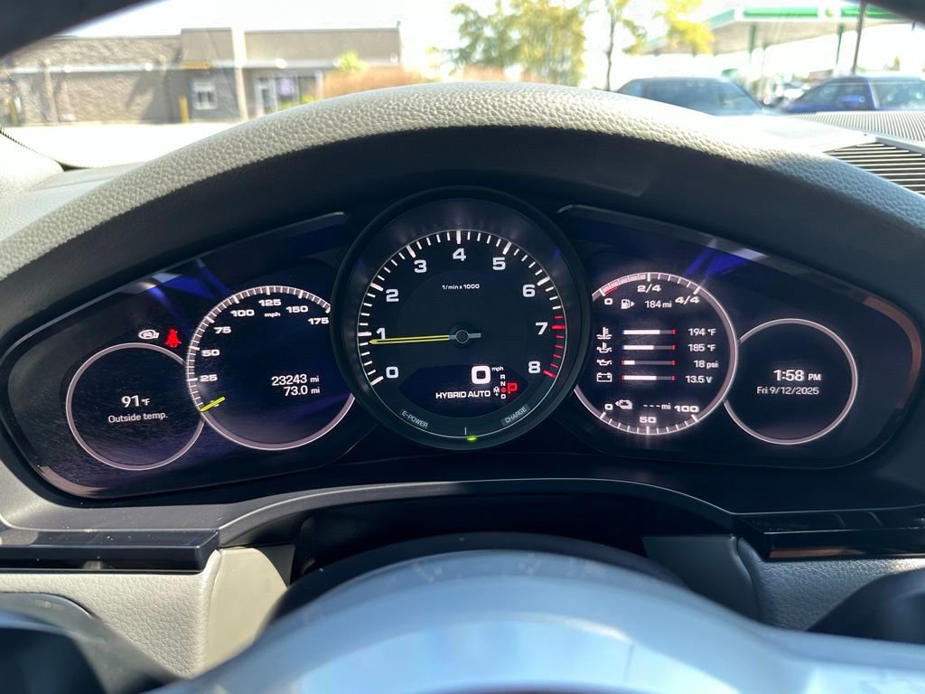 Used 2022 Porsche Cayenne E-Hybrid Coupe image 69