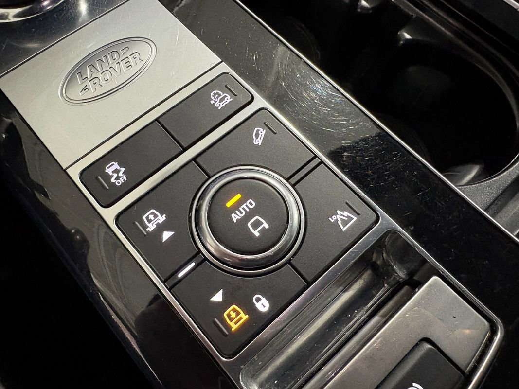 Used 2019 Land Rover Range Rover HSE image 23