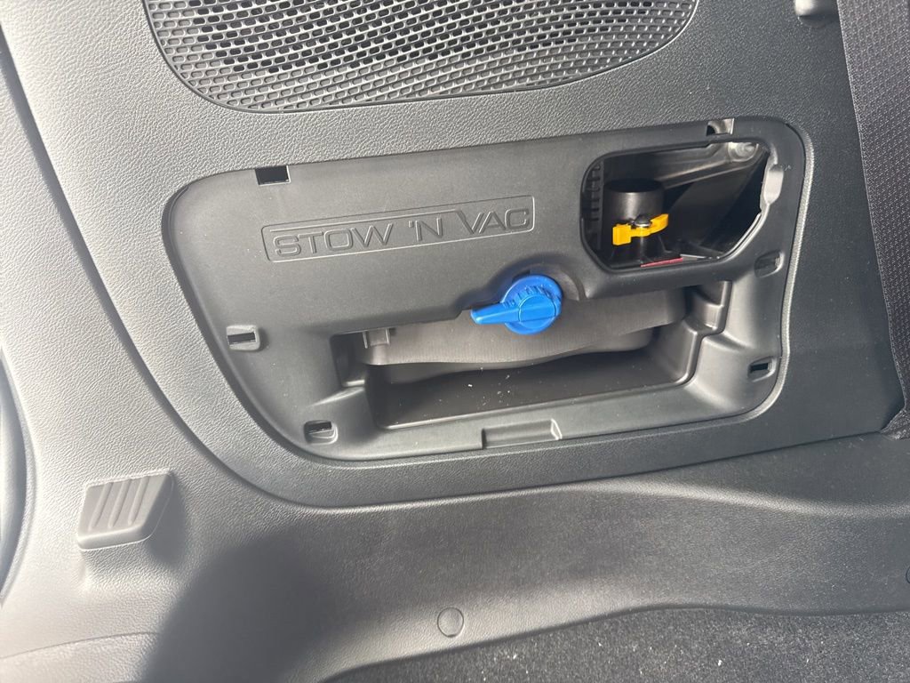 New 2026 Chrysler Pacifica Pinnacle image 44