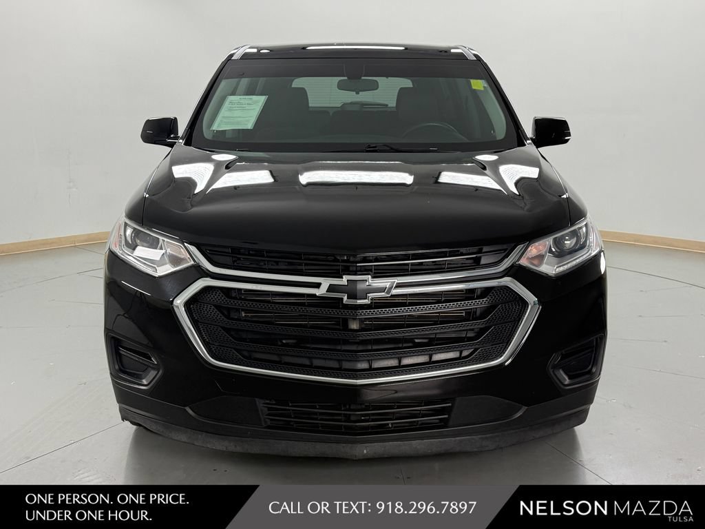 Used 2019 Chevrolet Traverse LS FWD image 2