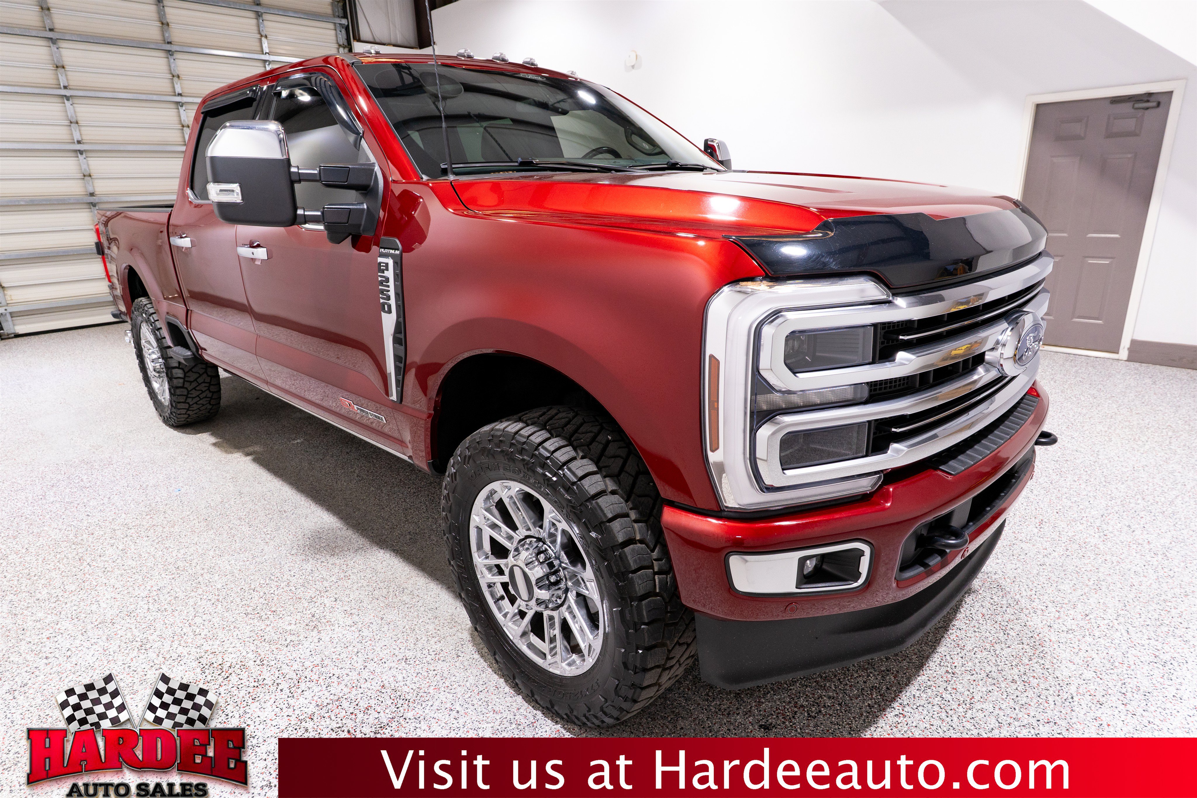 Used 2025 Ford F250 Platinum w/ Platinum Plus Package AWD/4WD image 6