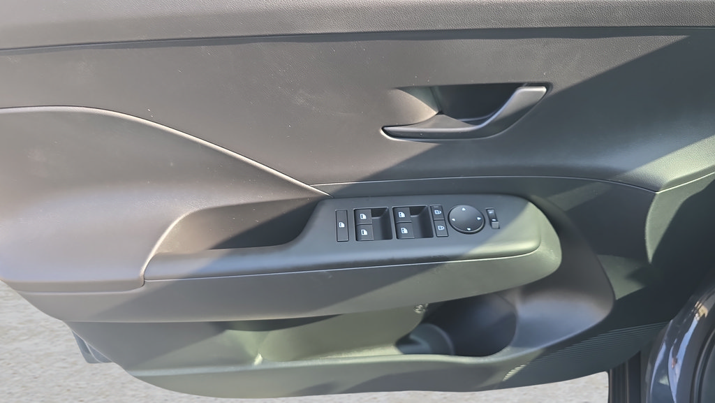 New 2026 Hyundai Kona SEL Sport AWD/4WD image 17