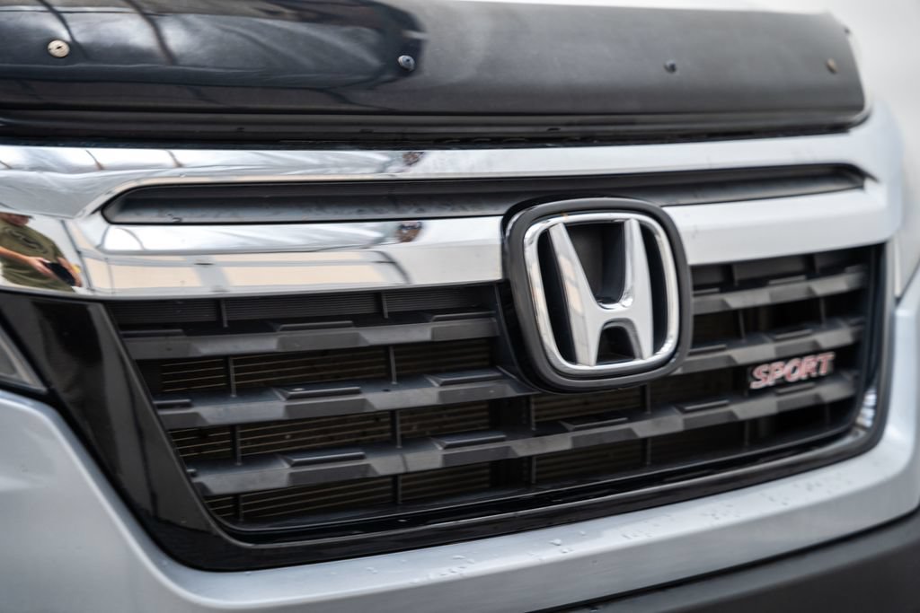 Used 2019 Honda Ridgeline Sport image 11