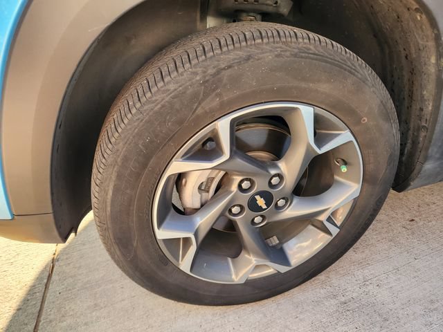 Used 2025 Chevrolet Trax LT w/ Driver Confidence Package FWD image 9
