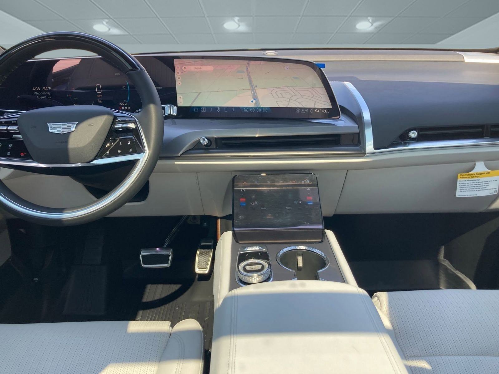New 2026 Cadillac Vistiq Luxury w/ LPO, Floor Liner Package image 13