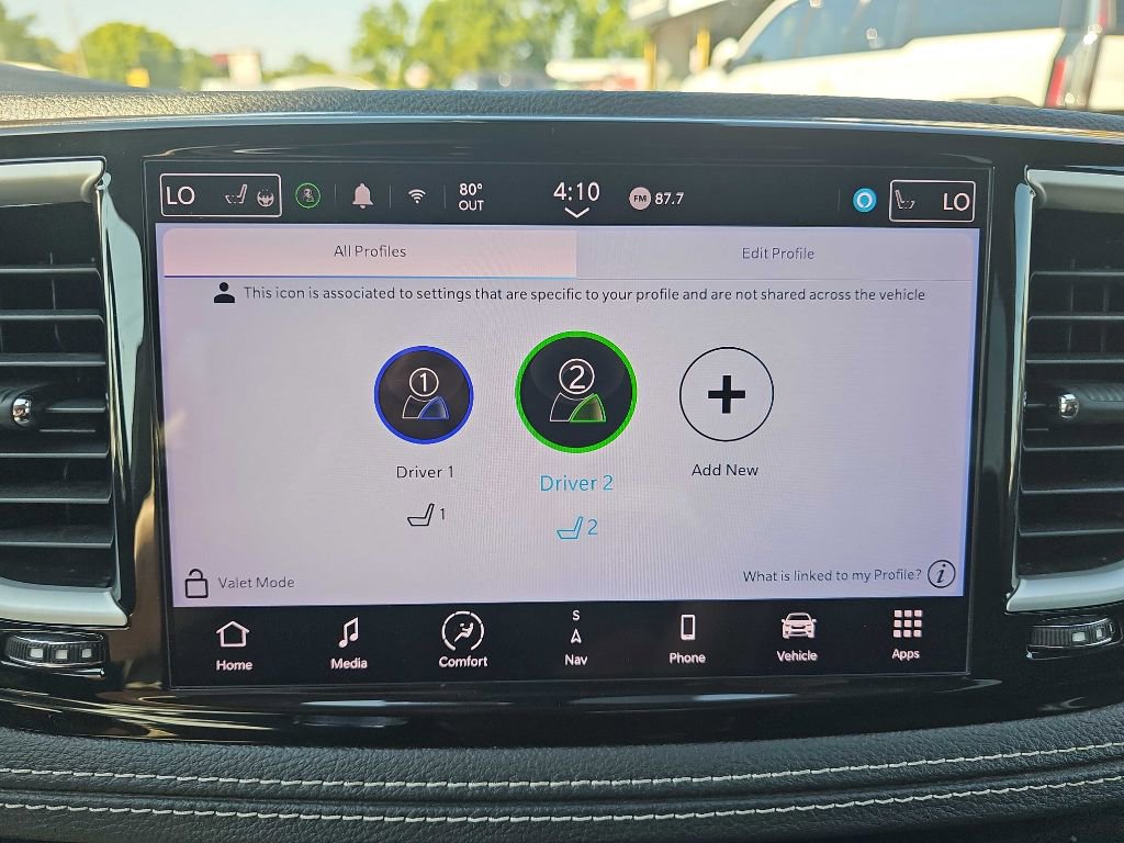 Used 2022 Chrysler Pacifica Touring-L w/ Uconnect Theater Family Group image 31