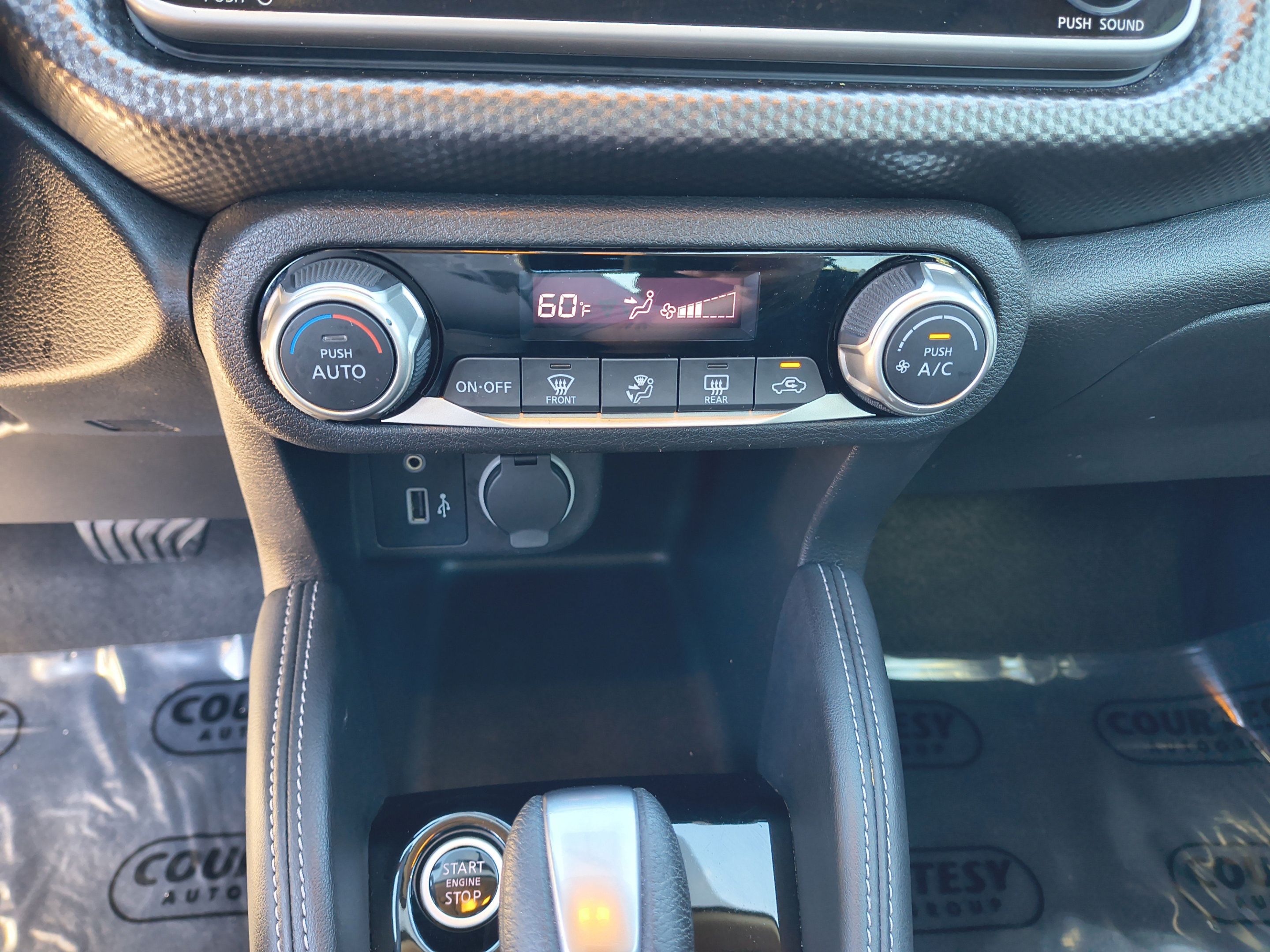 Certified 2019 Nissan Kicks SV FWD image 25