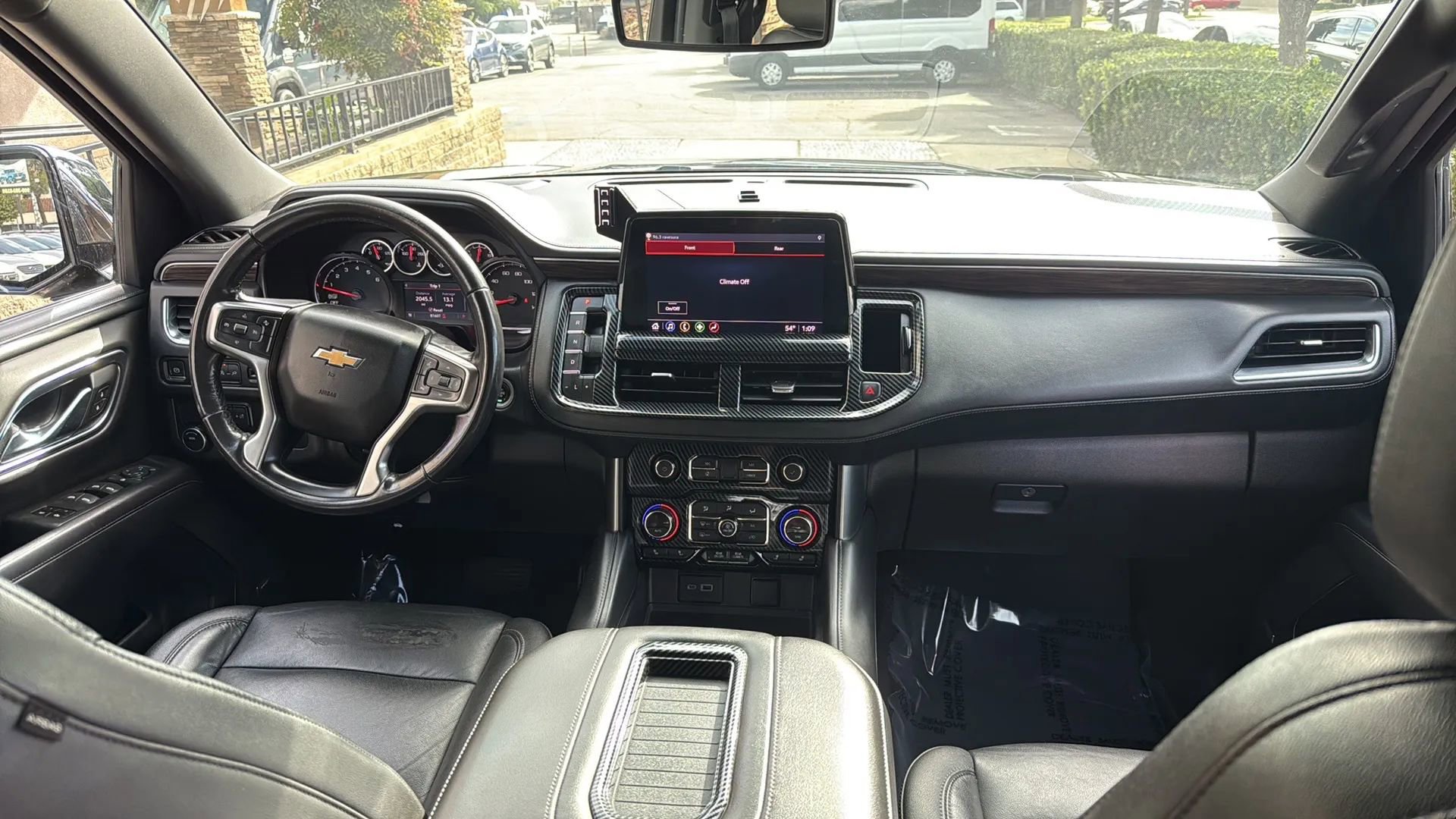 Used 2021 Chevrolet Suburban LT RWD image 20