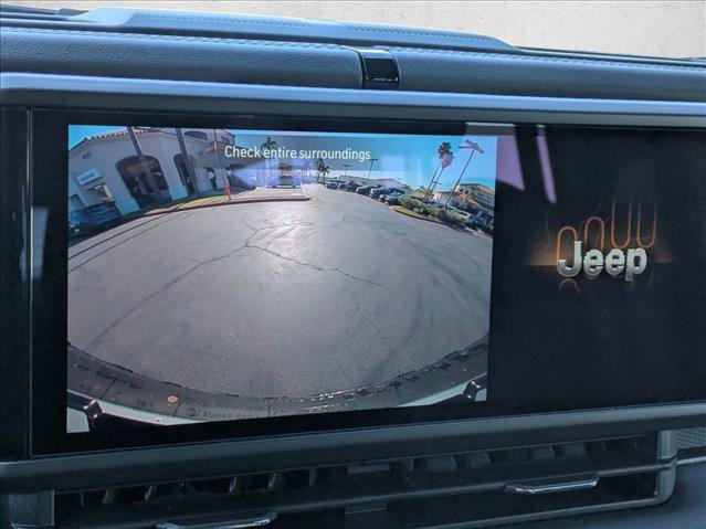 Certified 2024 Jeep Wrangler Unlimited Rubicon w/ Convenience Group image 13