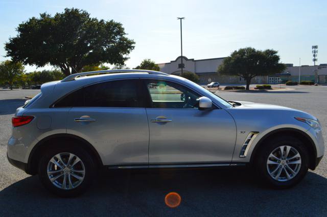Used 2015 INFINITI QX70 2WD w/ Premium Package image 7