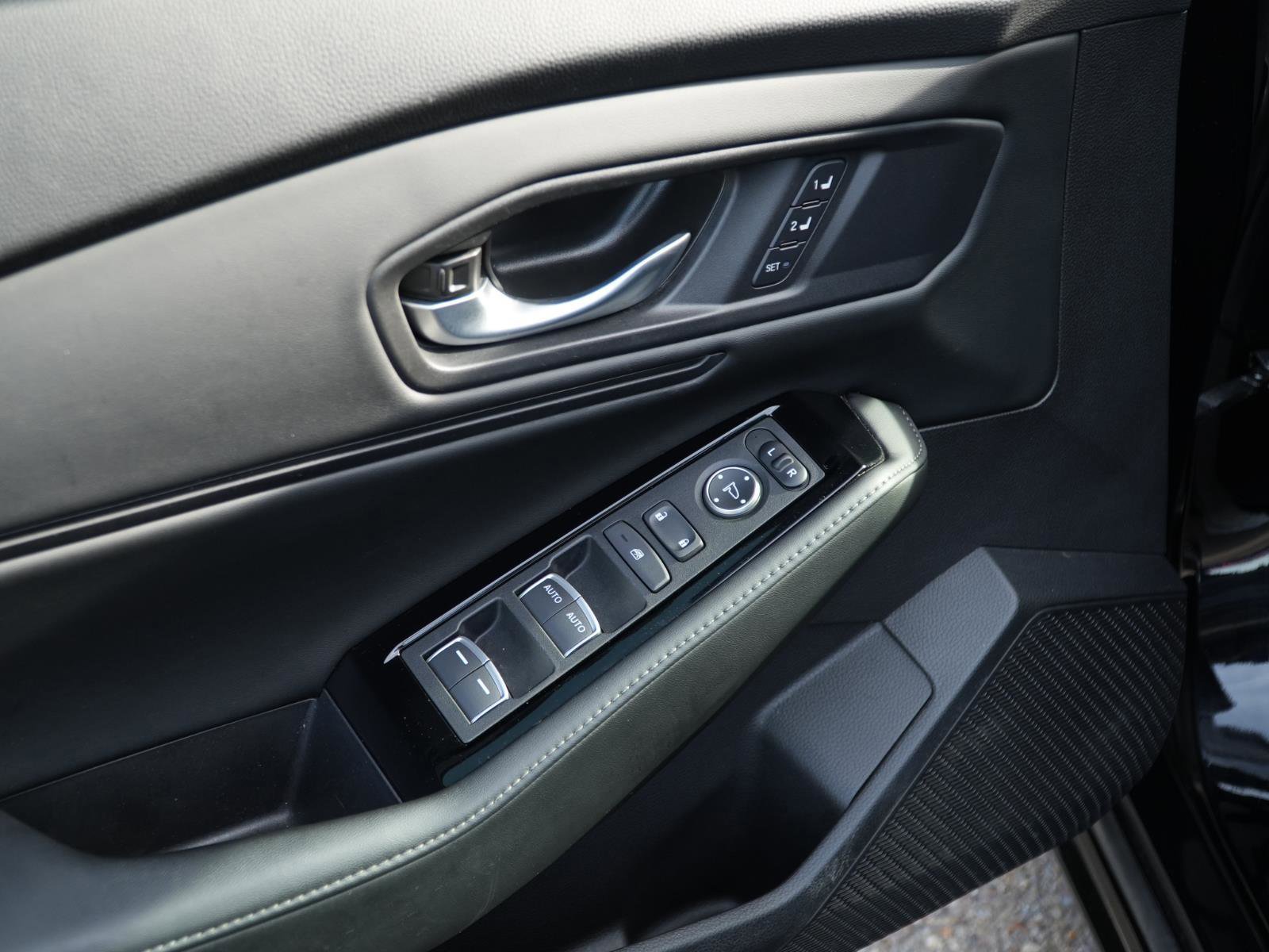 Used 2024 Honda Accord Touring image 14