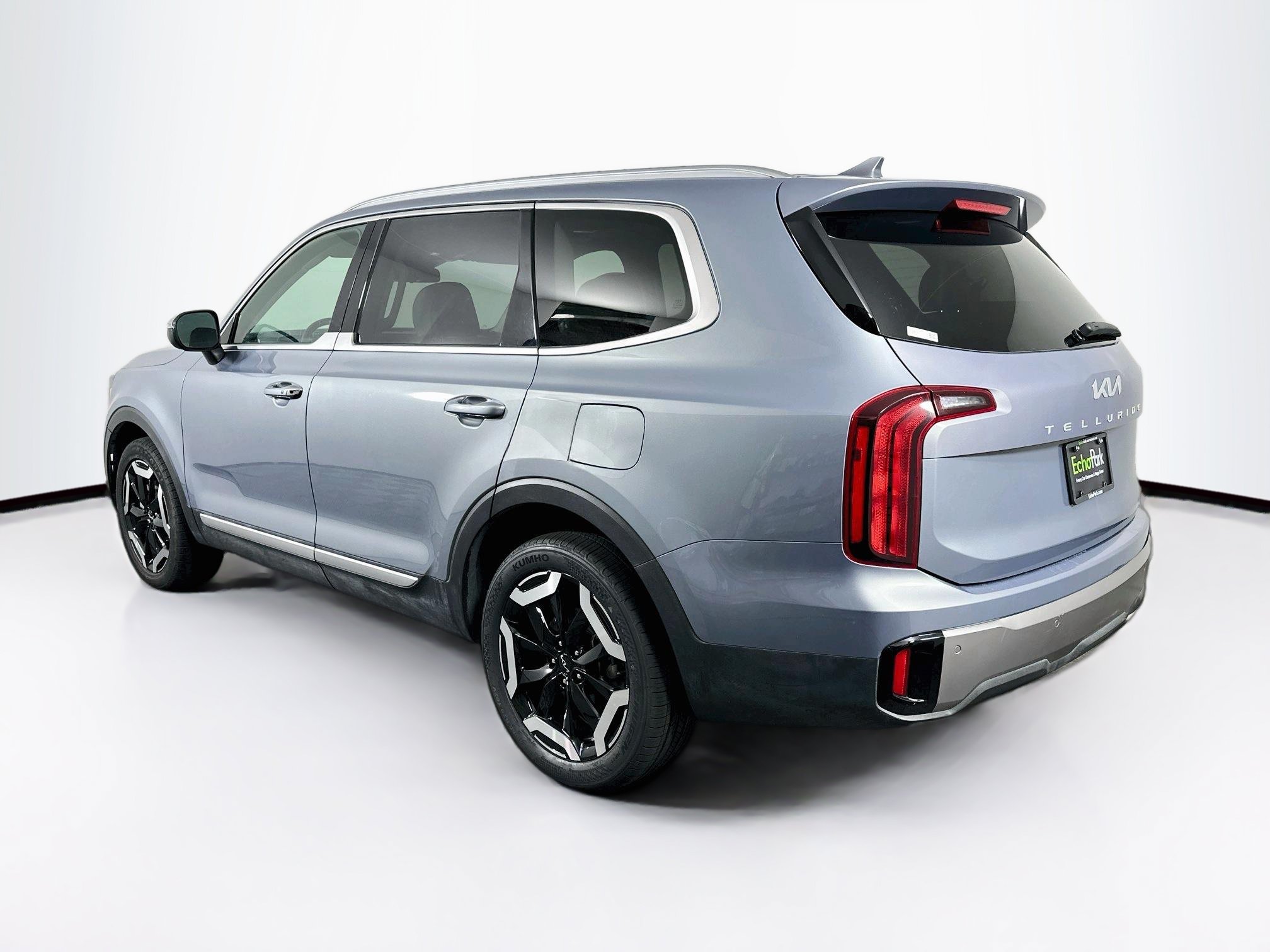 Used 2025 Kia Telluride S AWD/4WD image 5