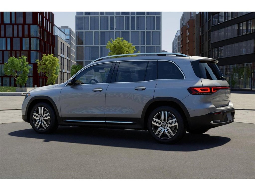 Used 2023 Mercedes-Benz EQB 300 4MATIC image 32