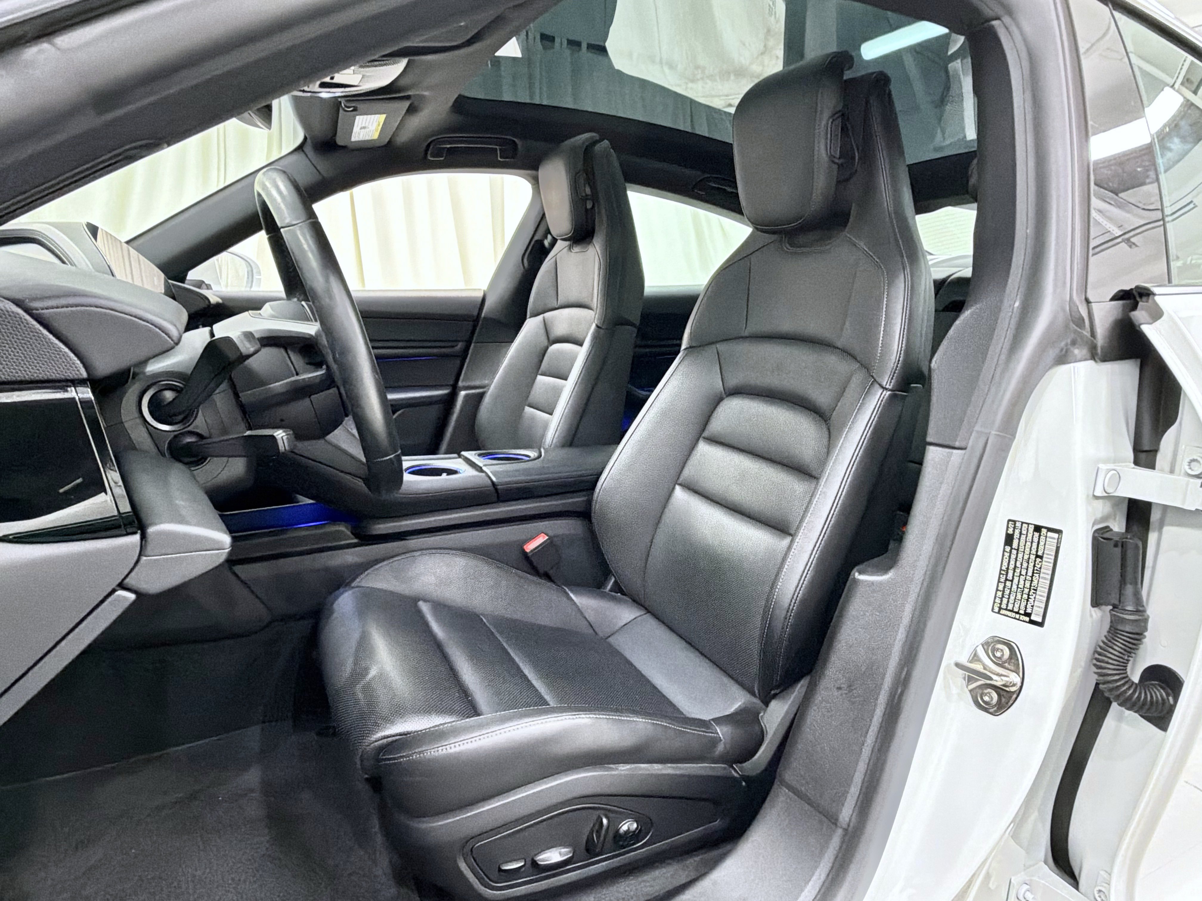 Certified 2021 Porsche Taycan RWD image 30