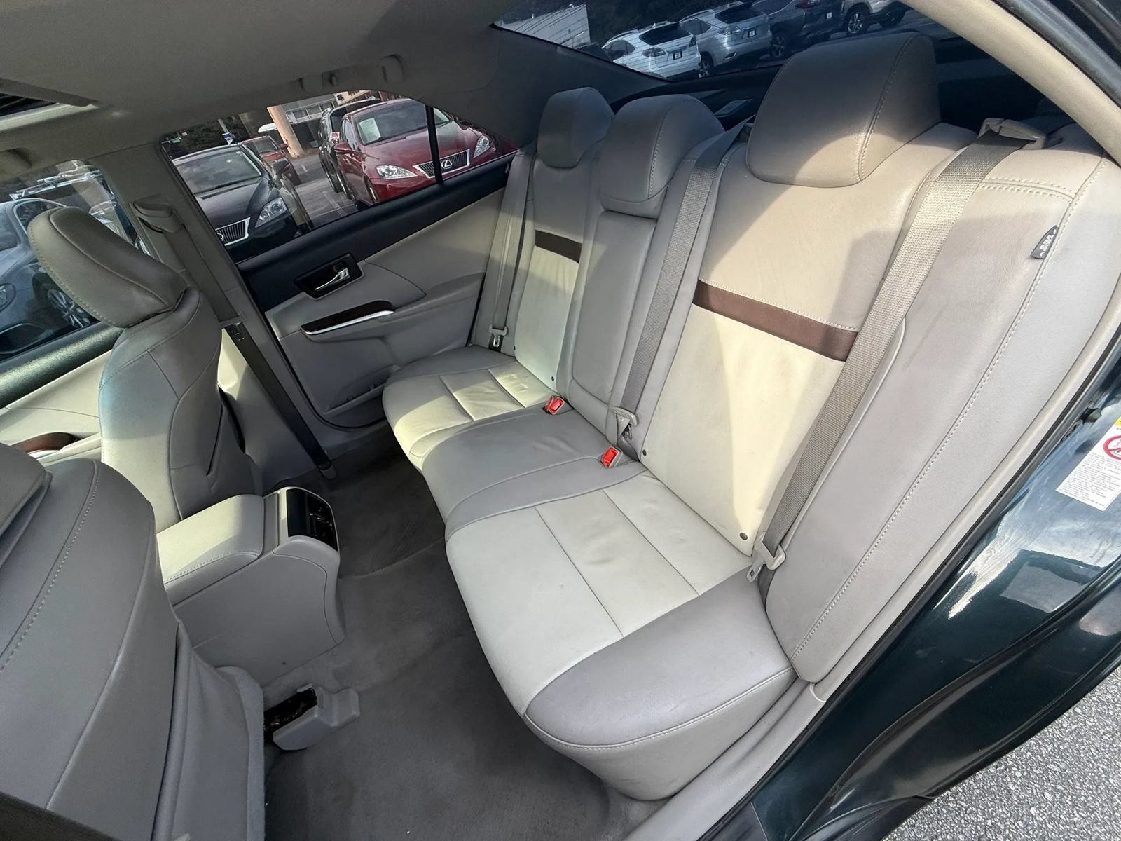 Used 2012 Toyota Camry XLE FWD image 17